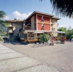 Hotel Angelini Gardasee Torbole