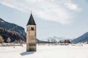 Versunkener Kirchturm im Reschensee